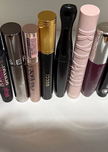 Koyu renkli pembe maskara - Görsel 3