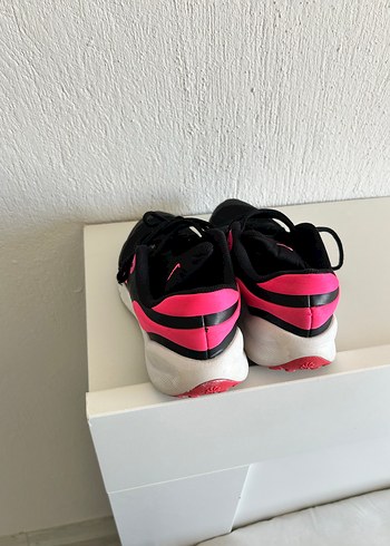 36 Beden pembe Renk Nike spor ayakkabı