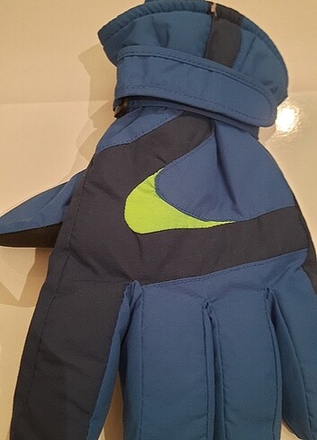 Nike Eldiven