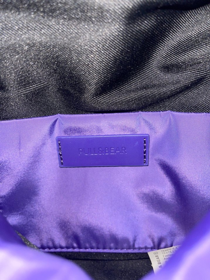 Zincir Detaylı Parlak Mor Kadın Çantası Pull and Bear - Görsel 5