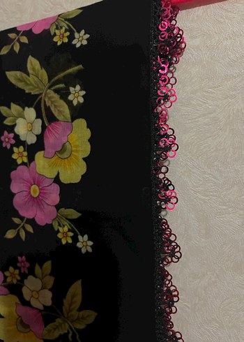 Pullu tığ oyası el işi tülbent - Görsel 3