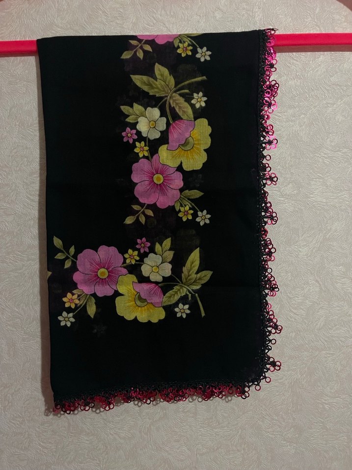 Pullu tığ oyası el işi tülbent - Görsel 2