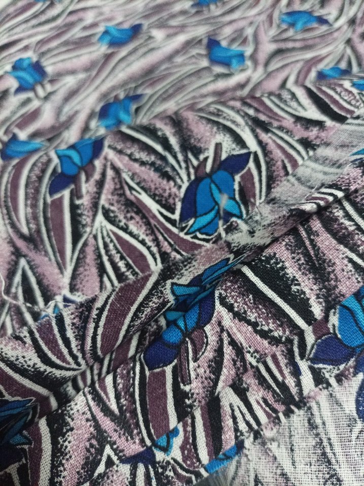 Koyu Mavi Çiçek Desenli kumaş - Görsel 3