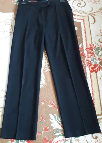 Siyah Pilili Kadın Kumaş Pantolon - Görsel 2