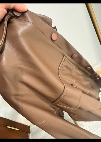 Düğmeli Kahverengi Kadın Deri Ceket - Görsel 2