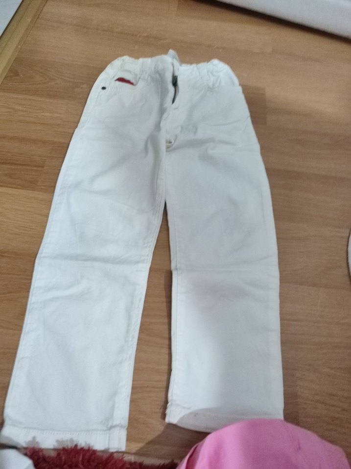 Düğmeli Beyaz Keten Mini Pantolon - Görsel 3