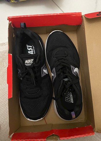Nike Siyah Elastik Bağcıklı Spor Koşu Ayakkabısı - Görsel 8
