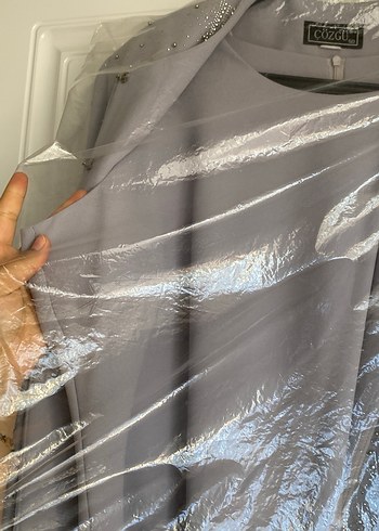 Boncuk Detaylı Uzun Gri Kadın Elbise - Görsel 6