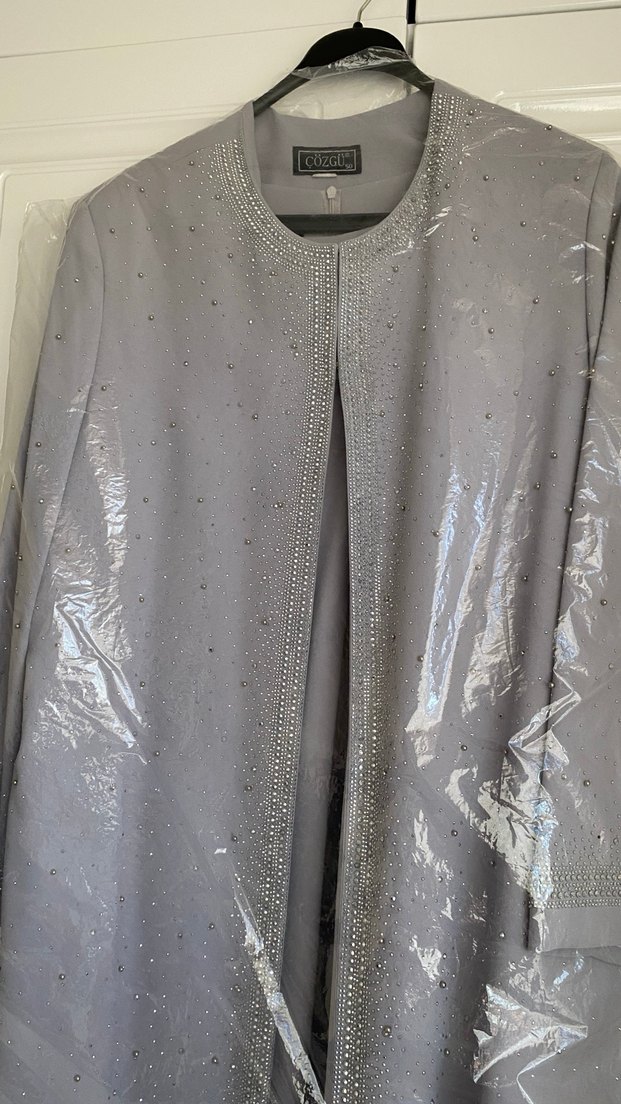 Boncuk Detaylı Uzun Gri Kadın Elbise - Görsel 4