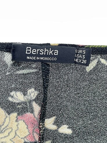 s Beden siyah Renk Bershka Kısa Tulum %70 İndirimli.