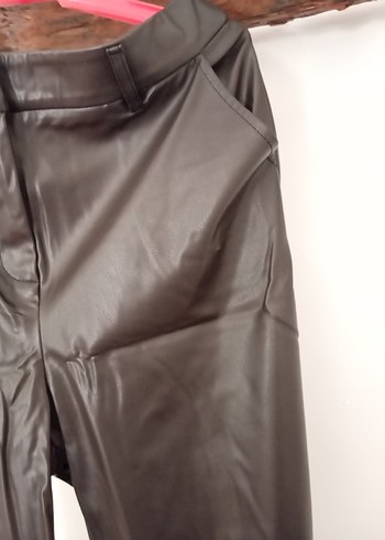 Diğer deri görünümlü bol pantolon
