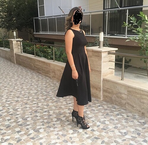 Diğer Midi boy siyah elbise