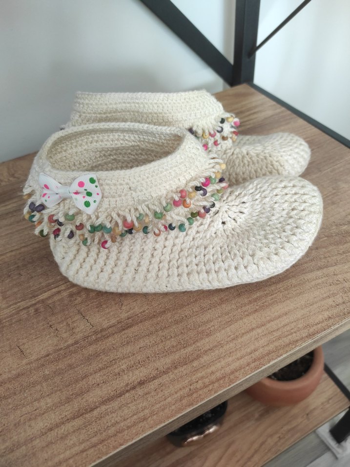 Renkli Nakışlı Örgü çocuk Terlik - Görsel 4