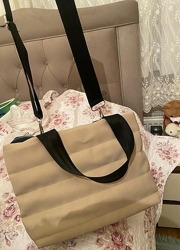 Zara Kadın puff çanta 