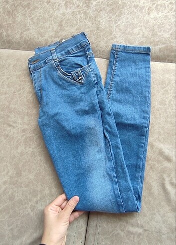 Kot jean.