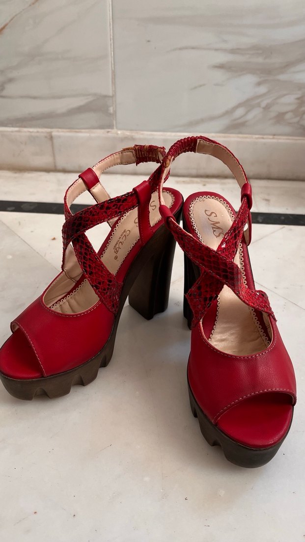 Kırmızı Yılan Desenli Platform Topuklu Kadın Ayakkabı - Görsel 2