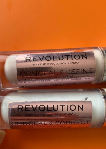 Makeup Revolution Bej Parlak Kapatıcı 2 li