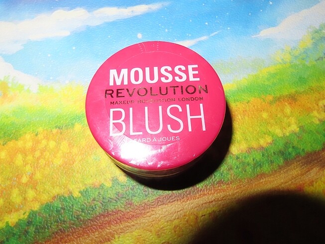Revolution Mousse Blush