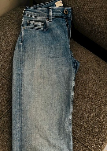 27 Beden Gri Tokalı Mavi Kadın Midi Boy Jean