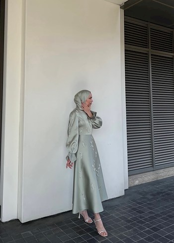 Mint yeşil tesettür özel dikim abiye - Görsel 3