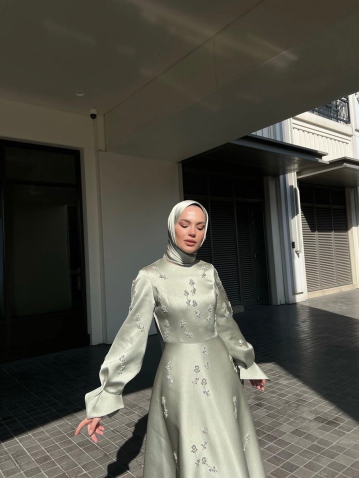 Mint yeşil tesettür özel dikim abiye - Görsel 2