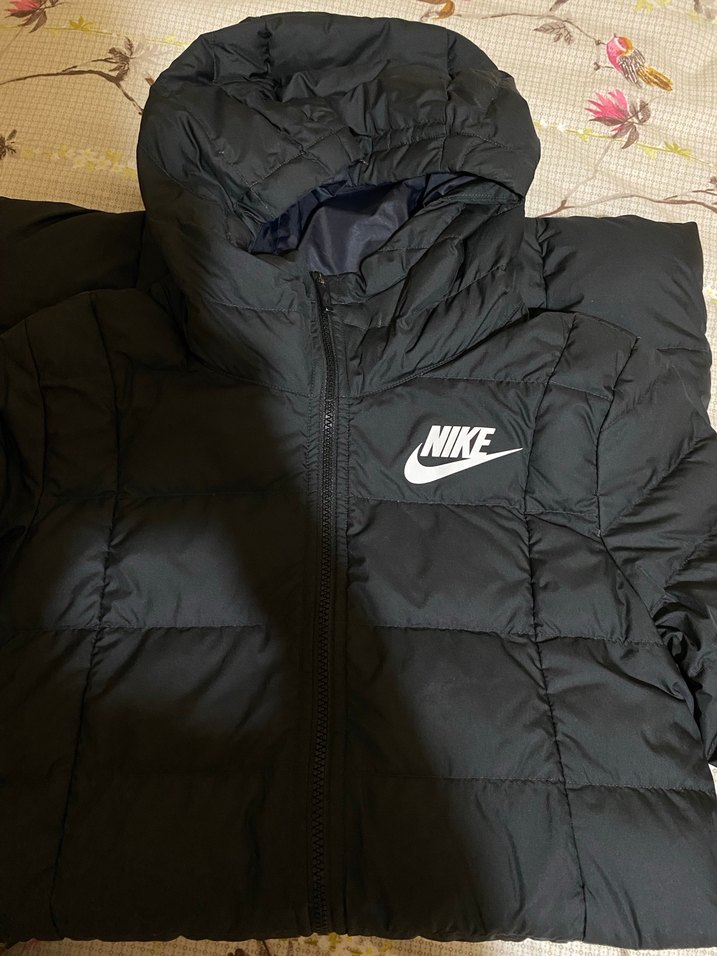 Nike Siyah Uzun Kadın Kışlık Mont - Görsel 4