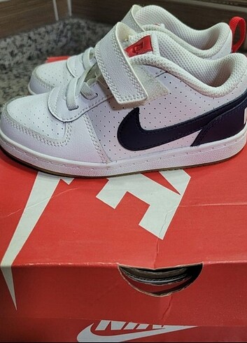 Nike Beyaz Çocuk Ayakkabısı (26) Orijinal