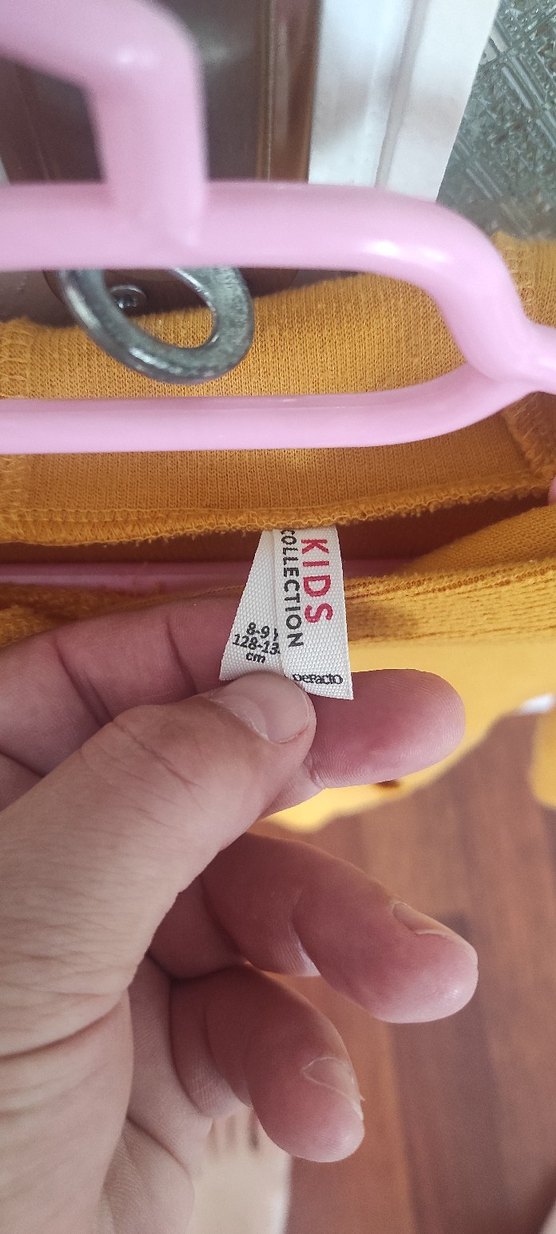 Sarı Kapüşonlu Kadın Sweatshirt - Görsel 3