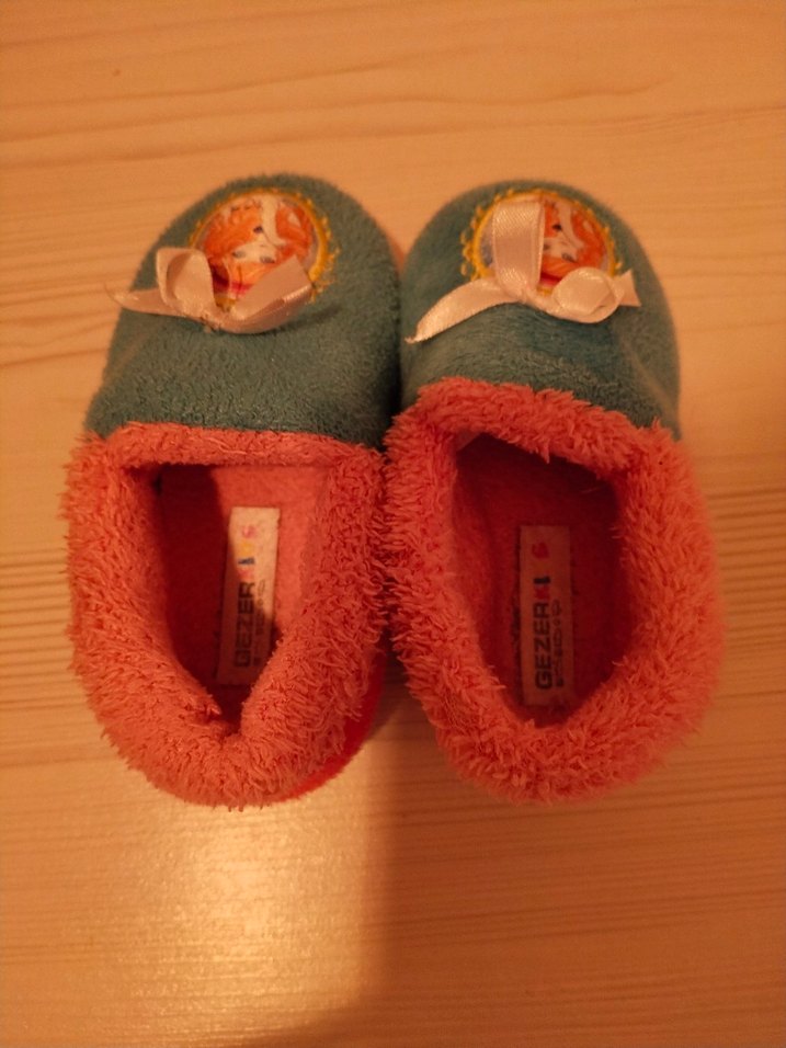 Kız Çocuk Renkli Nakışlı Sıcak ev ayakkabısı - Görsel 2