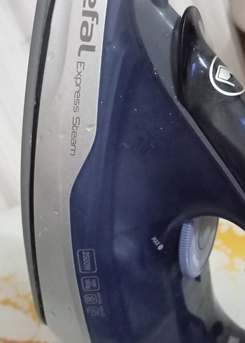Tefal Mavi-Gri Buharlı Ütü çok temiz - Görsel 6