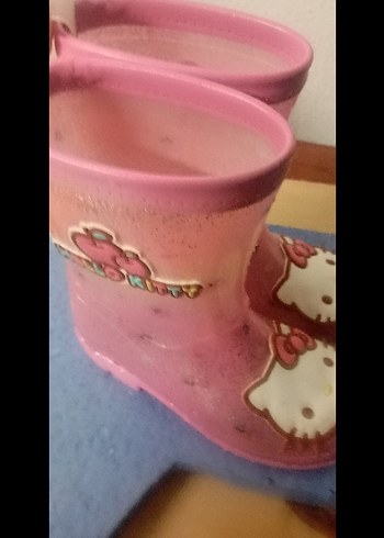 Hello Kitty Pembe Parlak Kız Çocuk Yağmur Çizmesi çok temiz