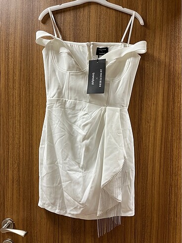 38 Beden beyaz Renk Beyaz elbise