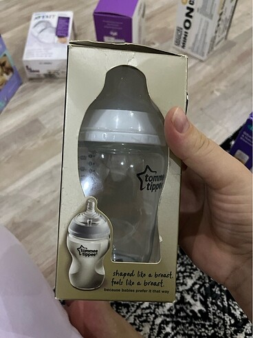 Diğer Tommee tippee bıberon ve 2 adet uç