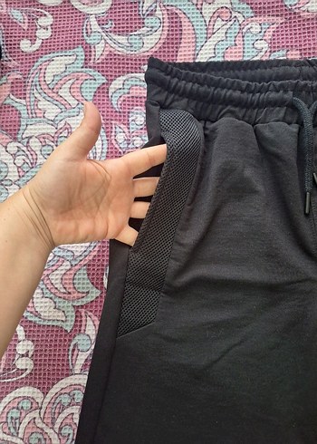 LC Waikiki Siyah Erkek Rahat Kesim Şort
