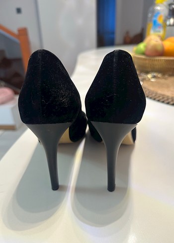 Siyah Süet Stiletto Topuklu Kadın Ayakkabı - Görsel 2