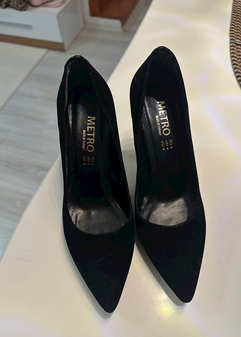 Siyah Süet Stiletto Topuklu Kadın Ayakkabı - Görsel 3