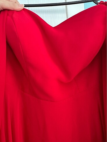 Kadın kırmızı abiye - Görsel 6