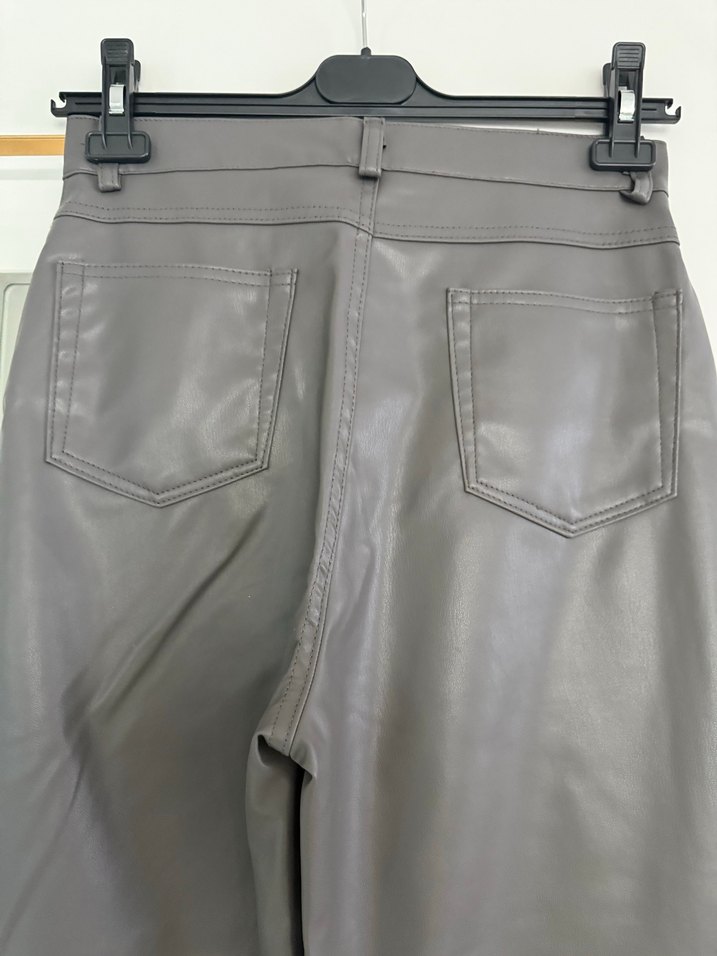 Gri Deri Kemerli Kadın Pantolon - Görsel 4