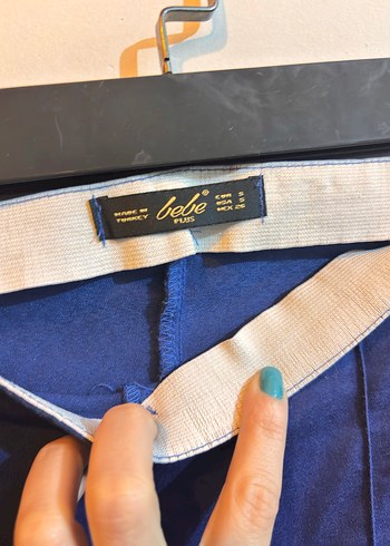 Kadın Lacivert Kemerli Midi Kumaş Pantolon - Görsel 3