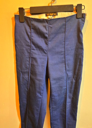 Kadın Lacivert Kemerli Midi Kumaş Pantolon - Görsel 2