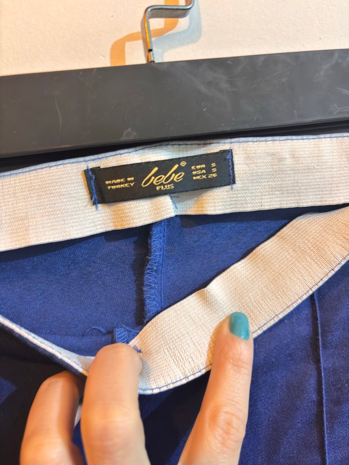 Kadın Lacivert Kemerli Midi Kumaş Pantolon - Görsel 3