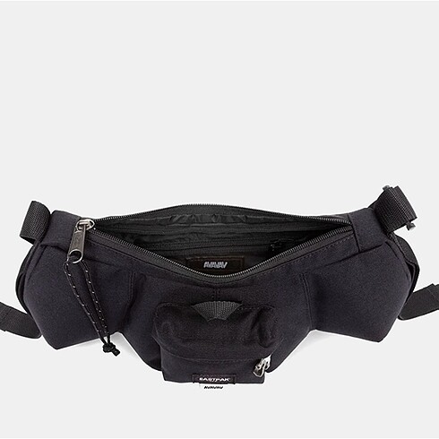 Beden siyah Renk Eastpak