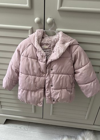 Kız Çocuk Pembe Kürklü Mont