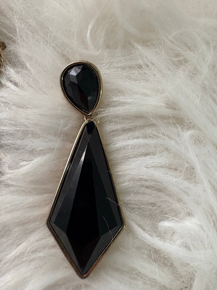 Siyah Uzun Gotik Küpeler - Görsel 3