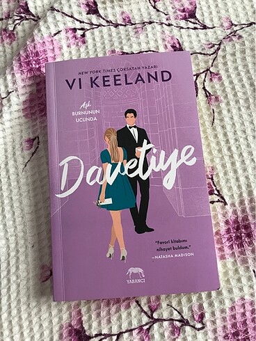 Davetiye-Vi Keeland