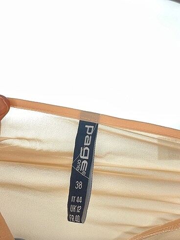 38 Beden çeşitli Renk PreLoved Bluz %70 İndirimli.