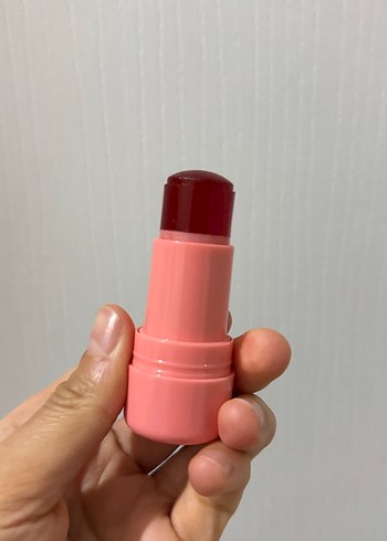 Pastel Pembe Maskara ve Dudak Balmı - Görsel 4