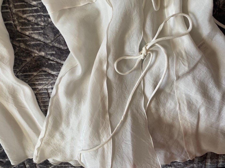 Beyaz Keten Bohem V Yaka Kadın Bluz - Görsel 3