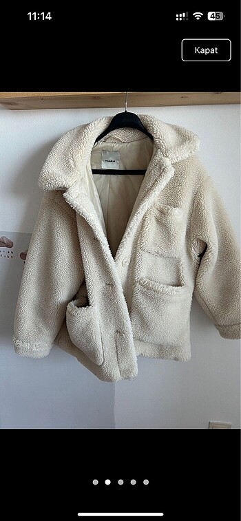 Pull and Bear Pull bear