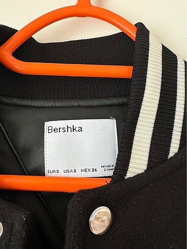s Beden siyah Renk Bershka kolej ceket
